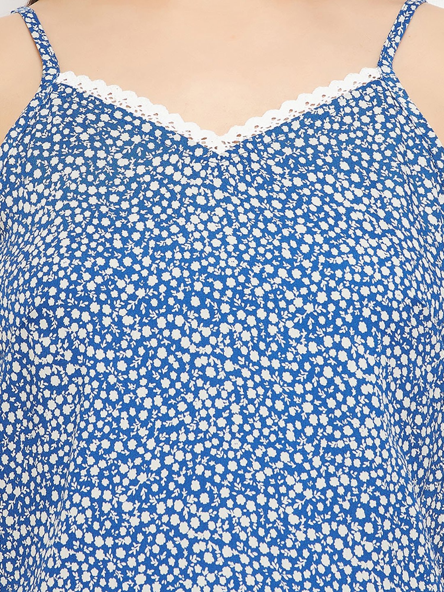 Clovia Blue Printed Top With Shorts