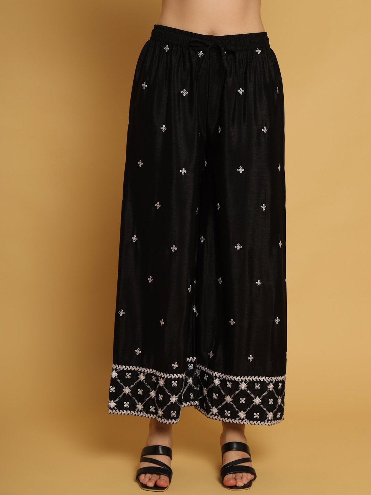 SWAGG INDIA Black Embroidered Kurti Palazzo Set With Dupatta