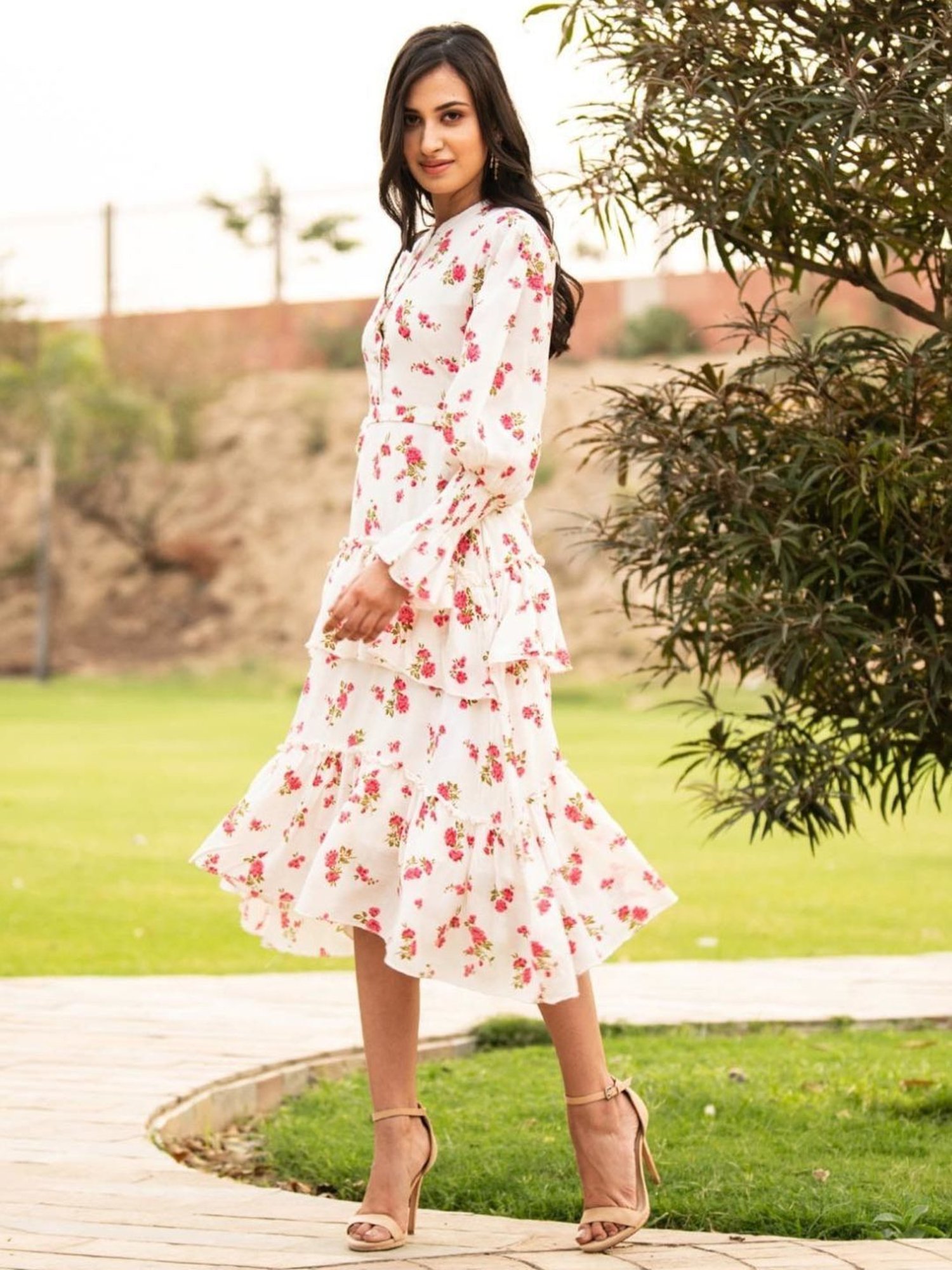 BInfinite White Orchid Asymmetric Layered Dress