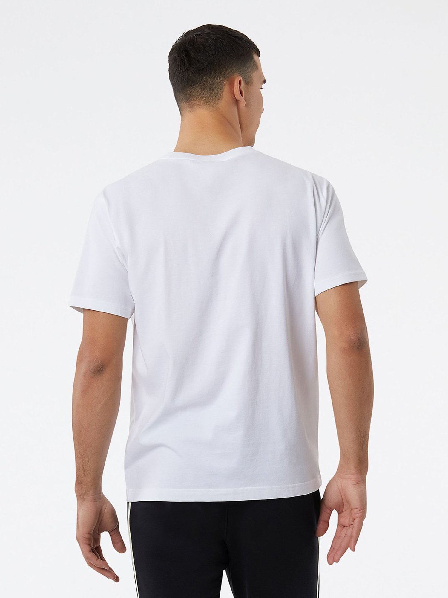 New Balance White Regular Fit Printed Crew T-Shirt