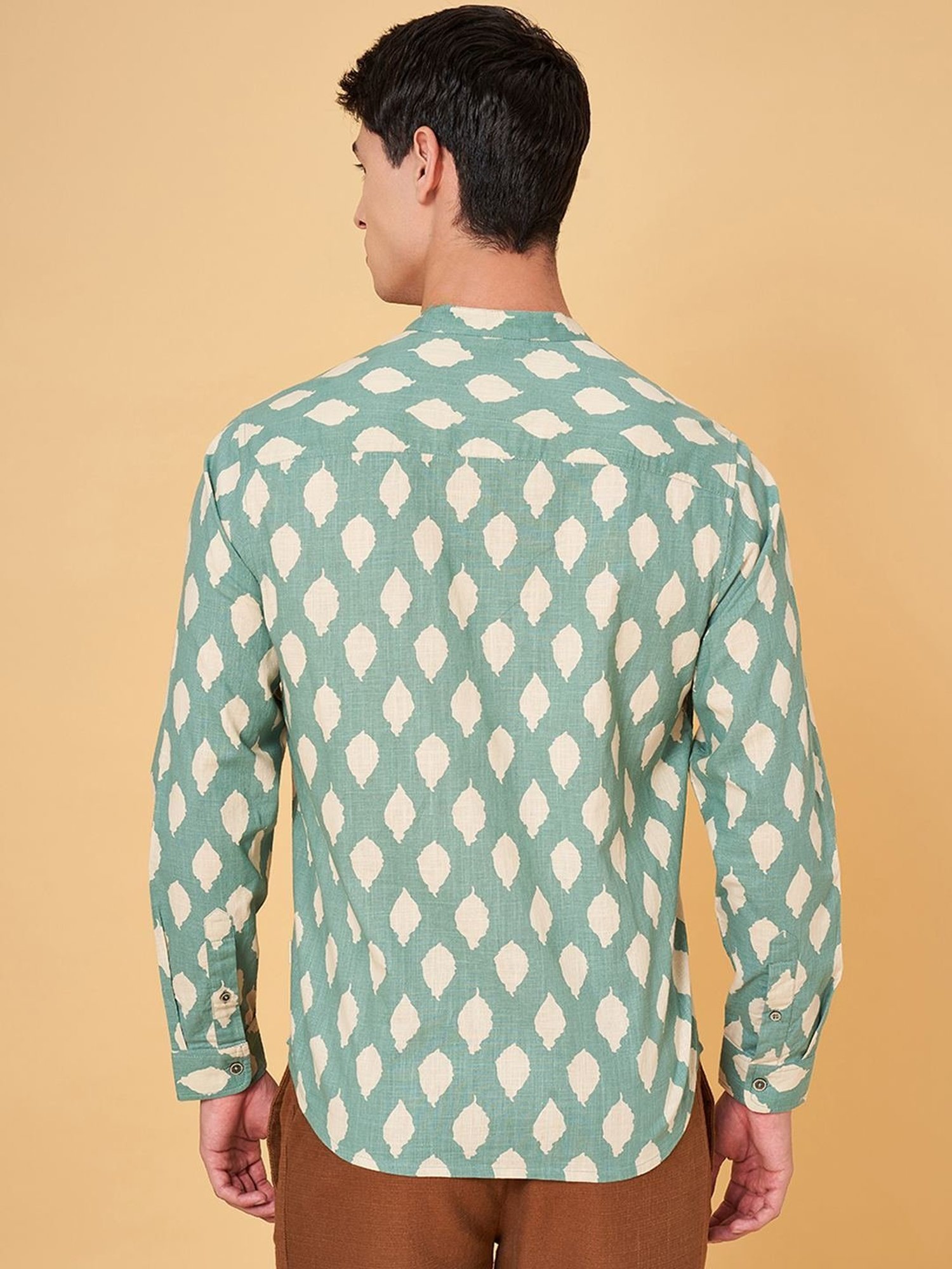 Indus Route By Pantaloons Agate Green Regular Fit Printed Shirt