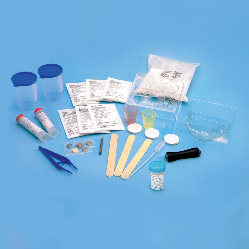 Thames & Kosmos Crystal Growing: Glow-in-the-Dark Edition