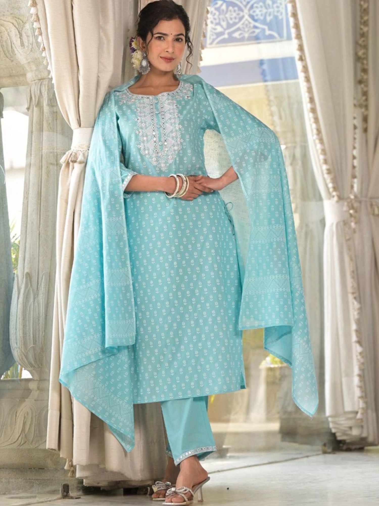 Autumnlane Blue Radhya Sky Cotton Kurta with Pant and Dupatta