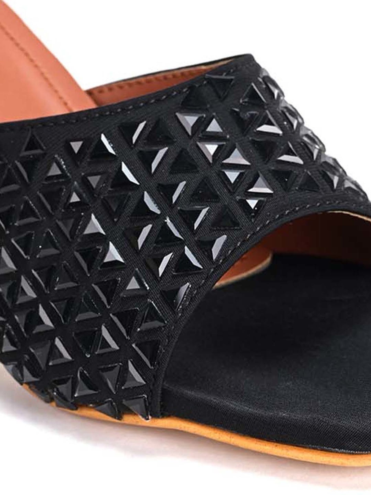 Scentra Women's Black Casual Sandals