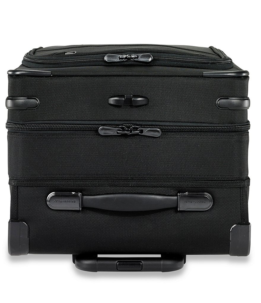 Briggs & Riley Baseline Medium Expandable Trunk Spinner Suitcase