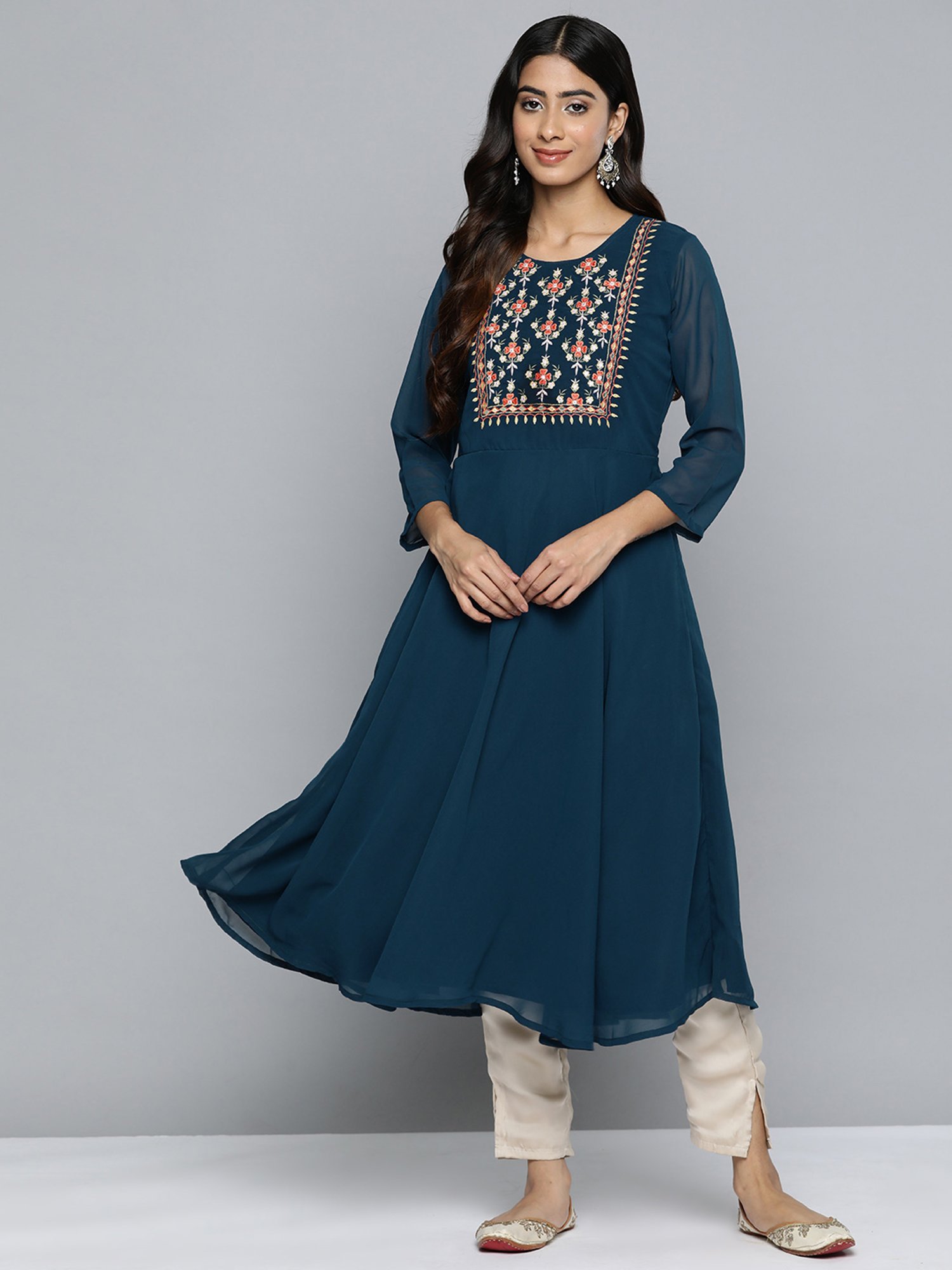 Jompers Blue Embroidered Flared Kurta