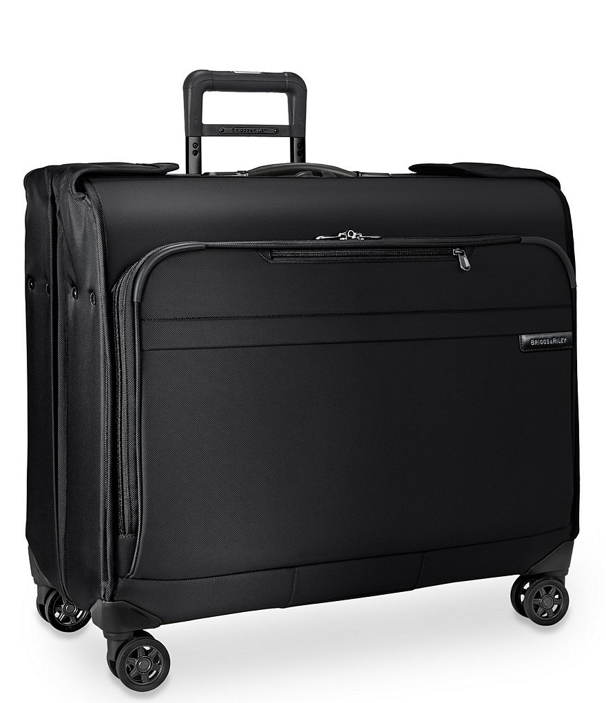 Briggs & Riley Baseline Wardrobe Spinner