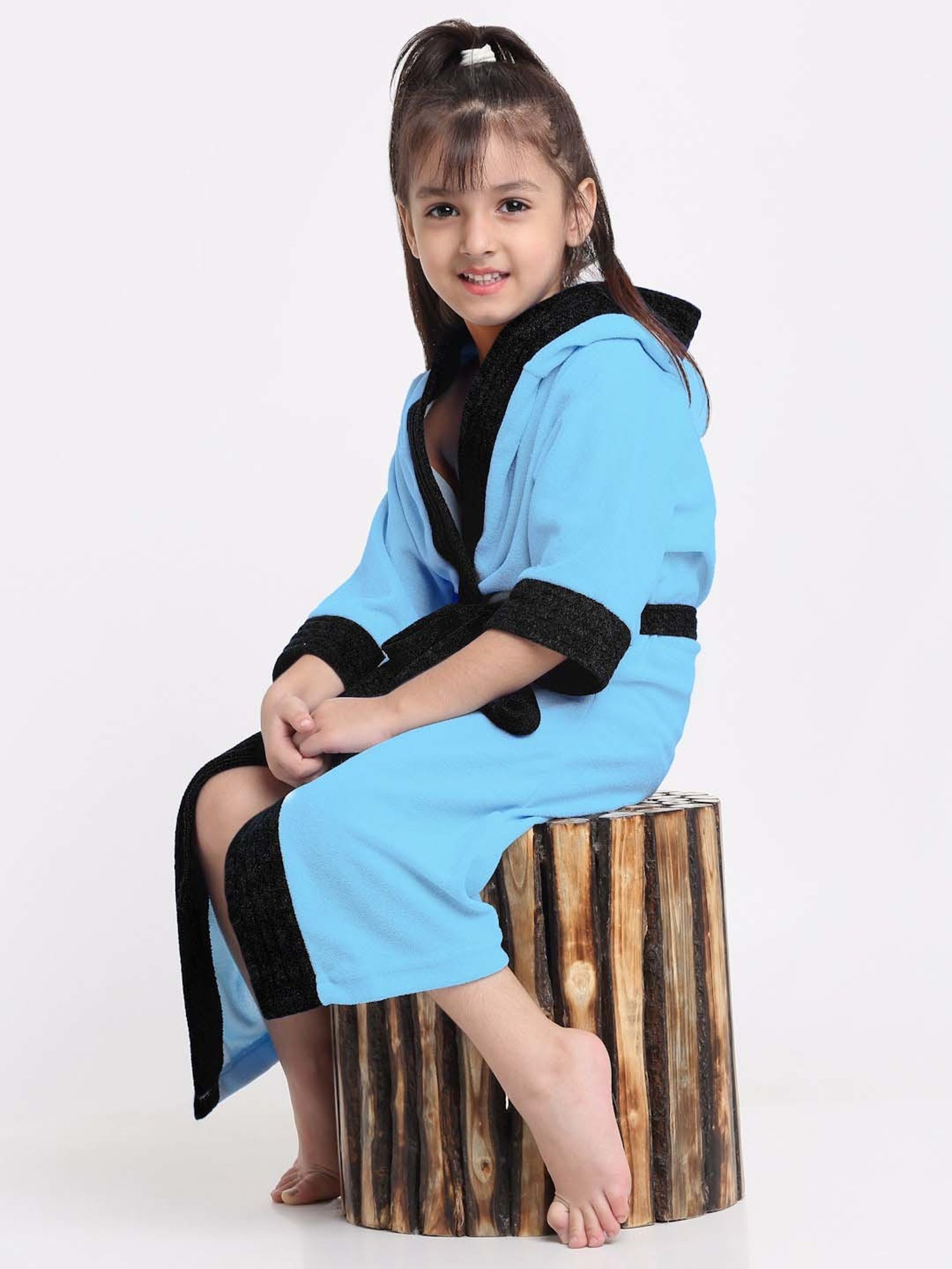 Creeva Melodious Black & Turkish Micro Terry 225 GSM Kids Hooded Bathrobe 4-5 Years With Pocket