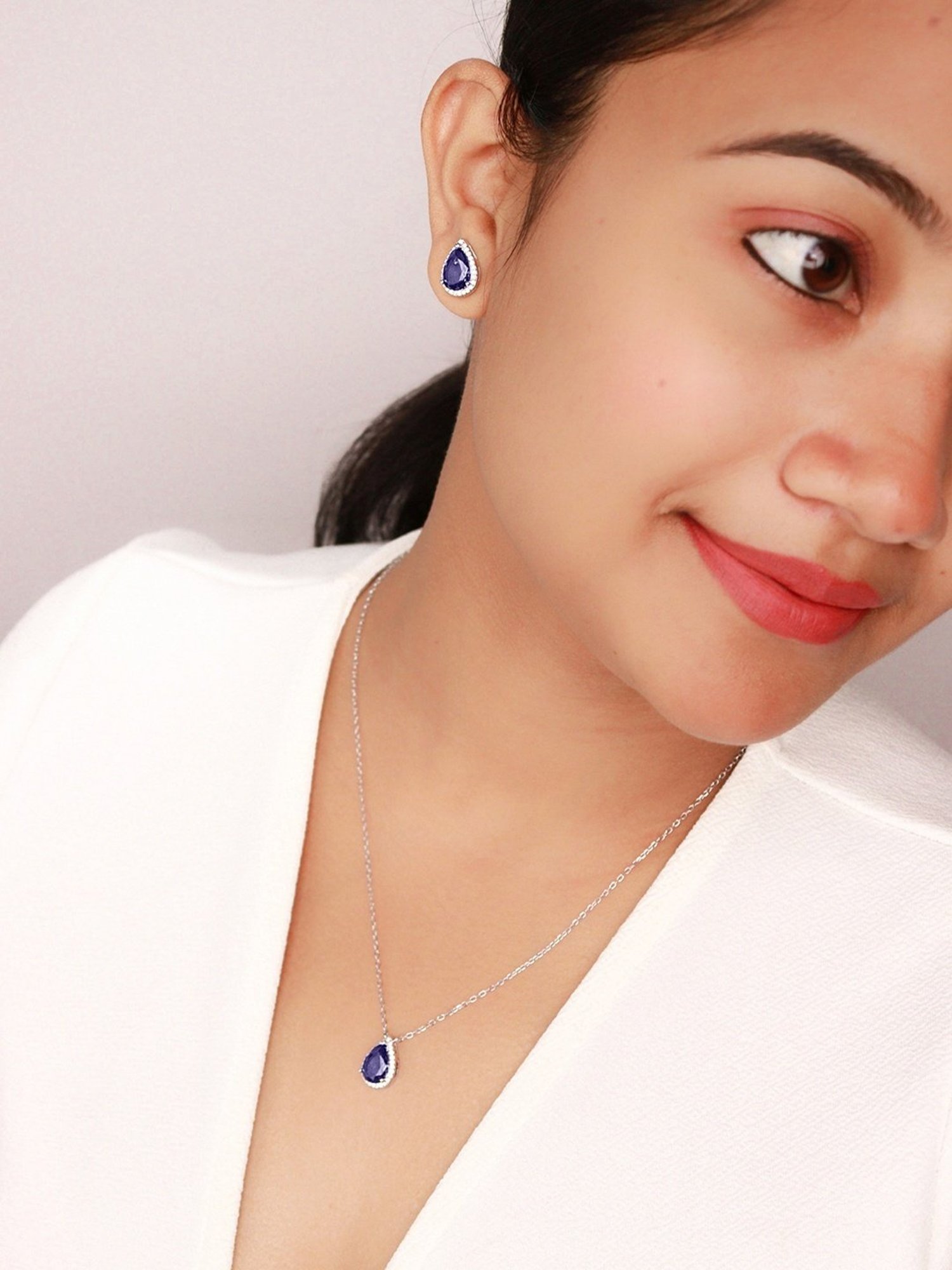 Silberry 92.5 Sterling Silver Grape Vine Necklace Set