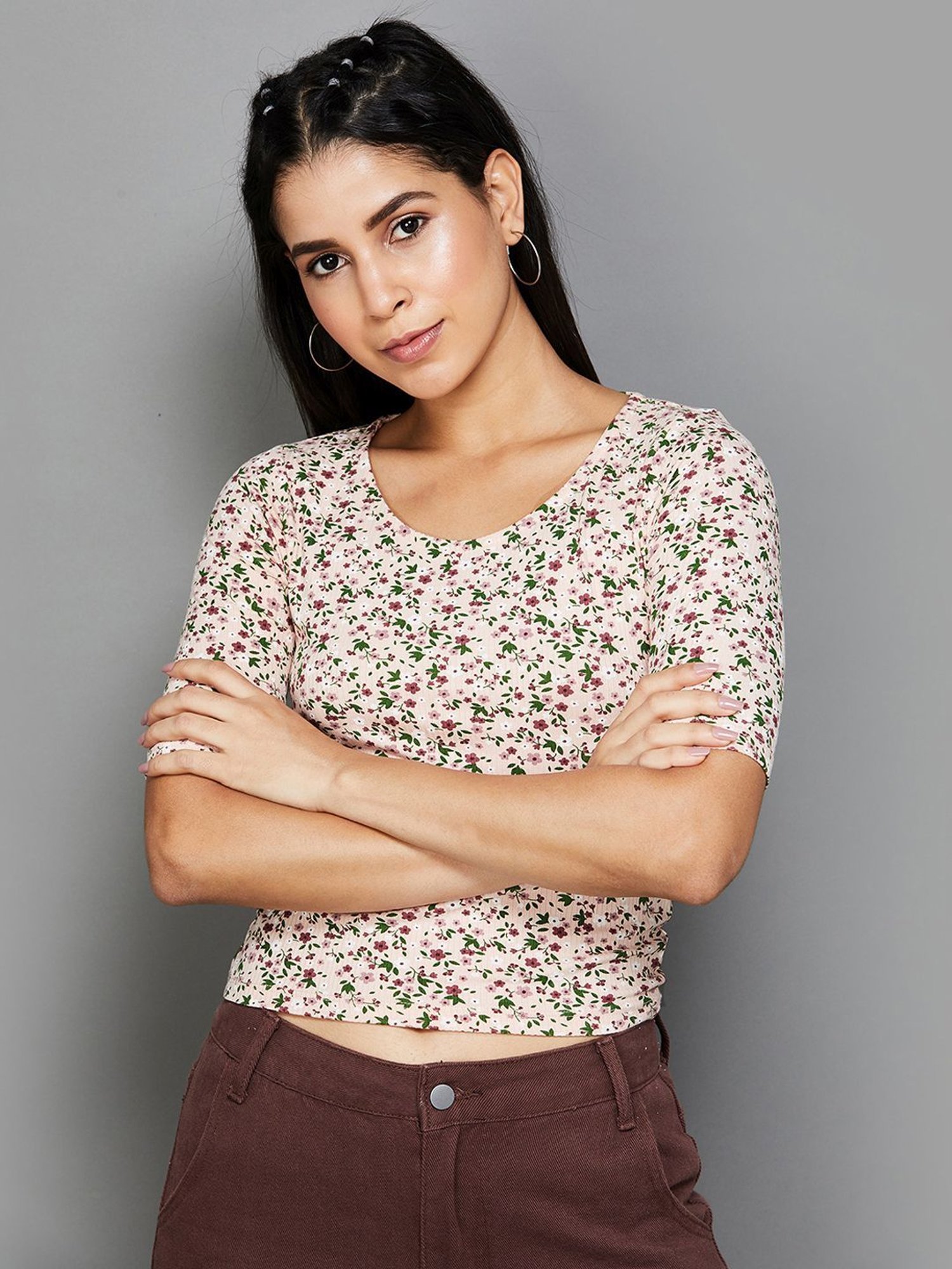 Ginger by Lifestyle Beige Floral Print Crop Top