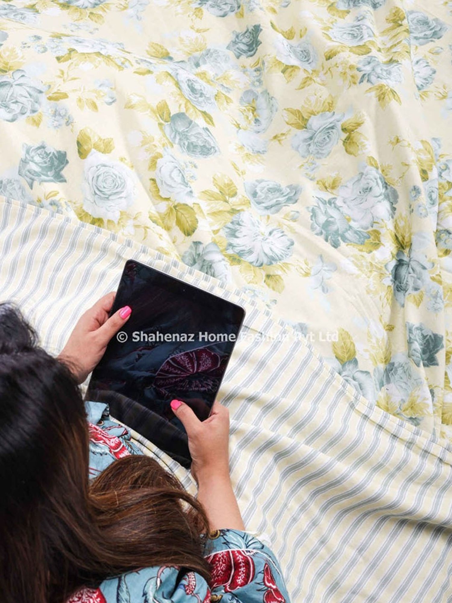 Shahenaz Rose Floral Pale Yellow Cotton Single Reversible Dohar