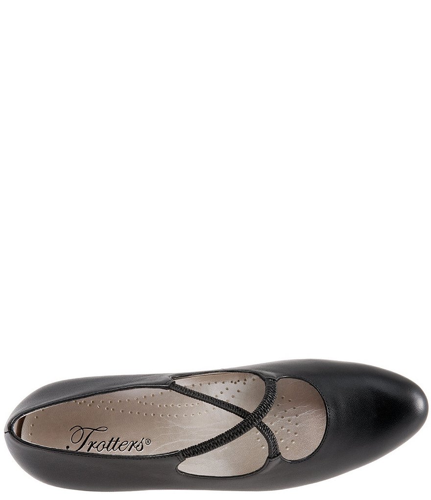 Trotters Jamie Leather Cross Over Band Block Heel Pumps