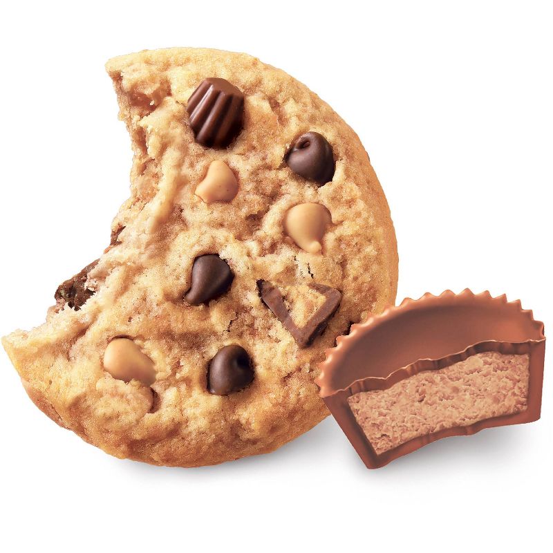 Chips Ahoy! Reese's Peanut Butter Cup Family Size - 14.25oz