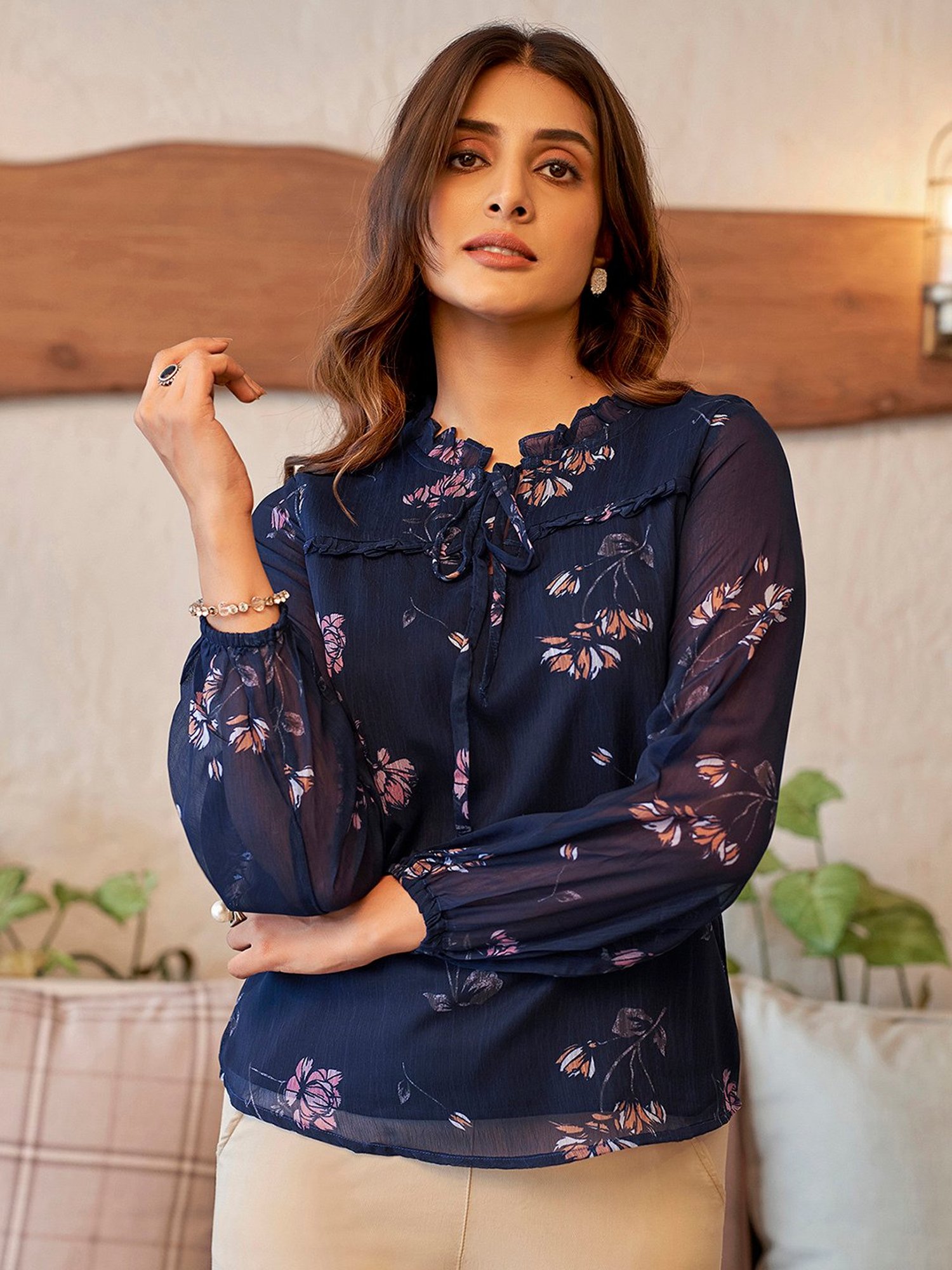 SELVIA Navy Floral Print Top