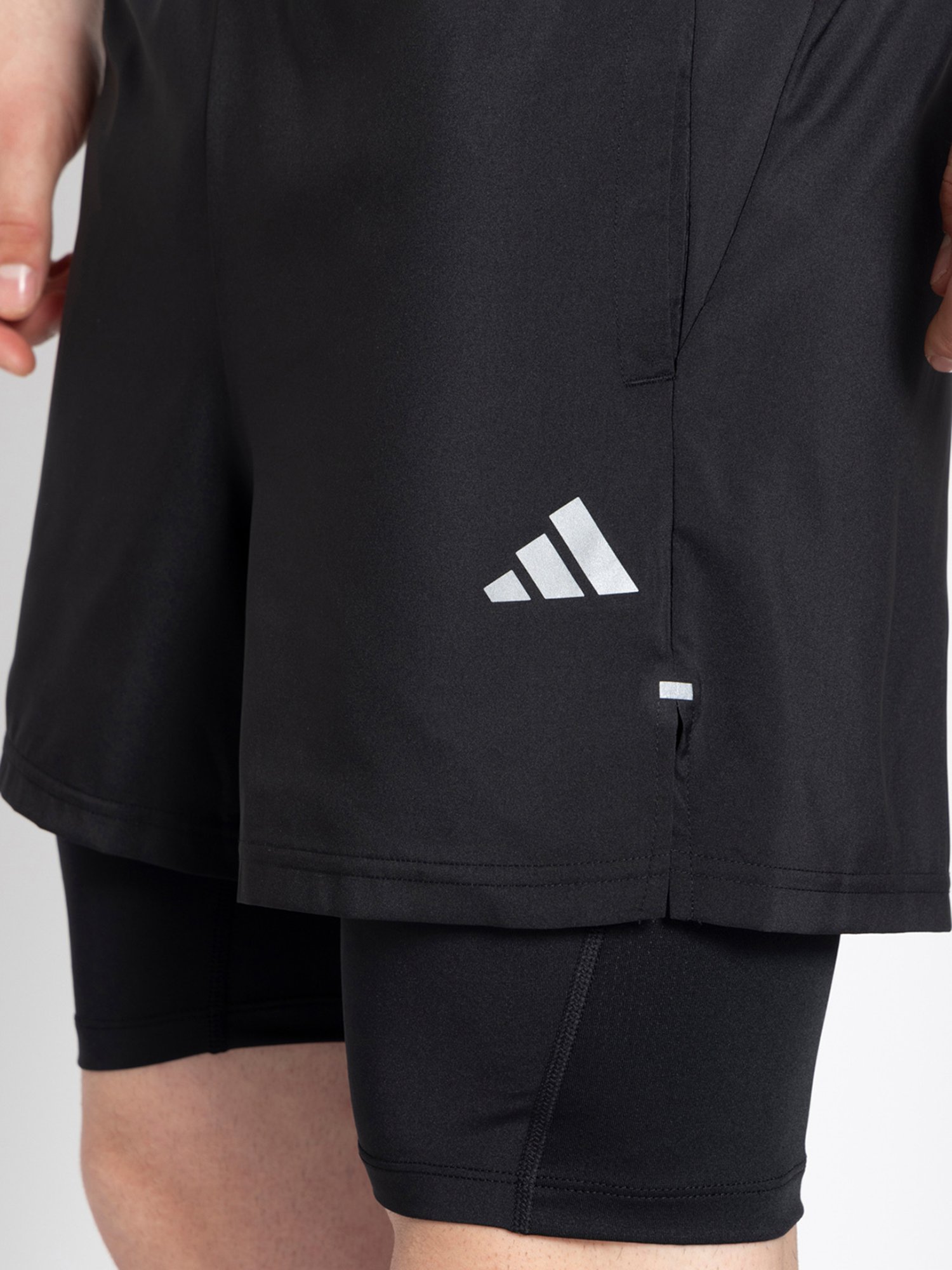 Reebok Black Regular Fit Sports Shorts