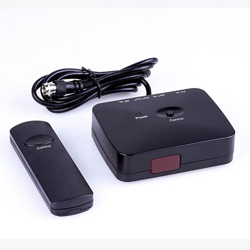 Outdoor HD TV Antenna Strongest Up to 200 Miles Long Range with Motorized 360 Degree Rotation UHFVHFFM Radio with Infrared Remote Control Advanced Design Plus Installation Kit