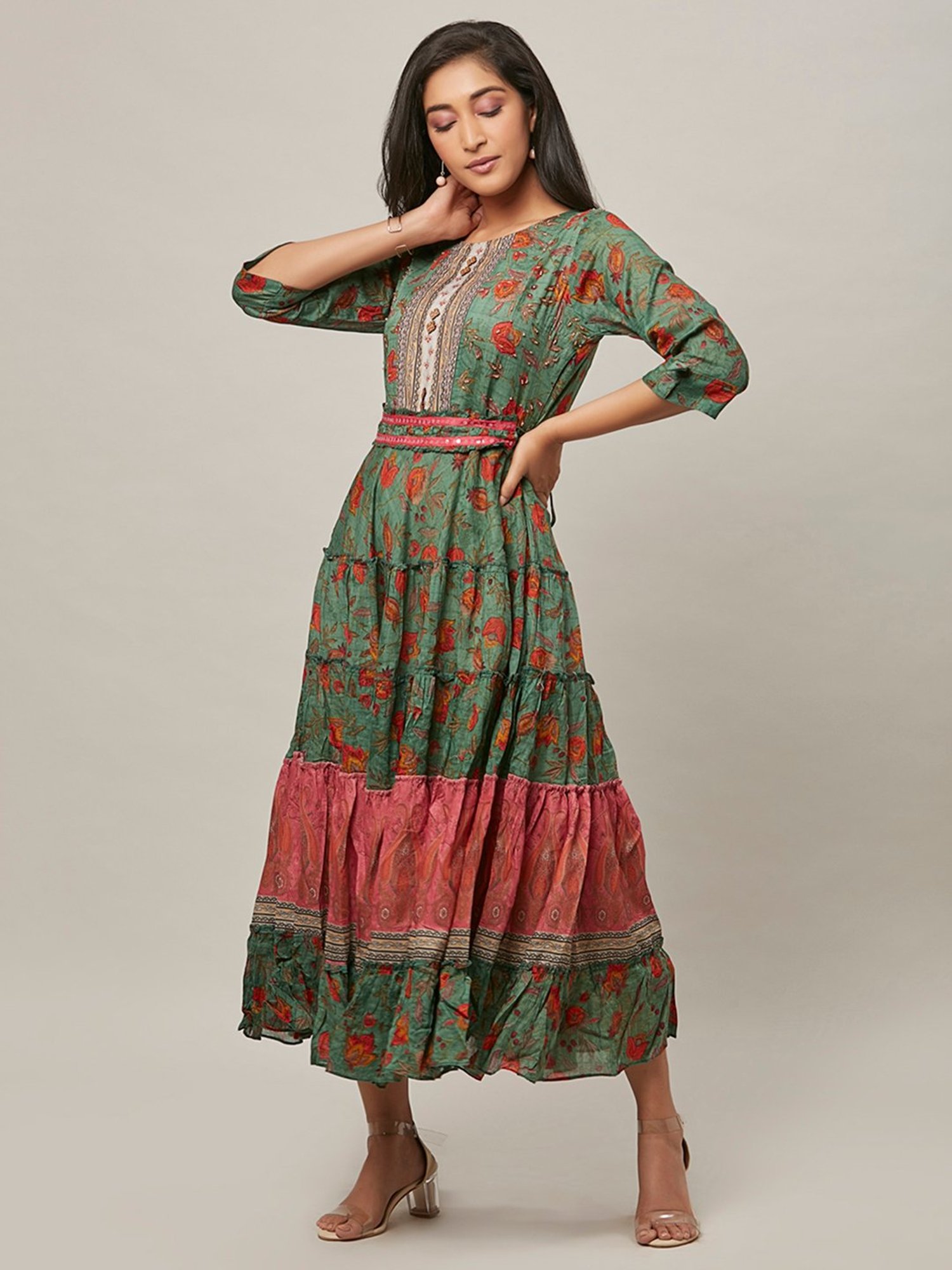 URBAN MYSTIC Green Embellished Fit & Flare Kurta