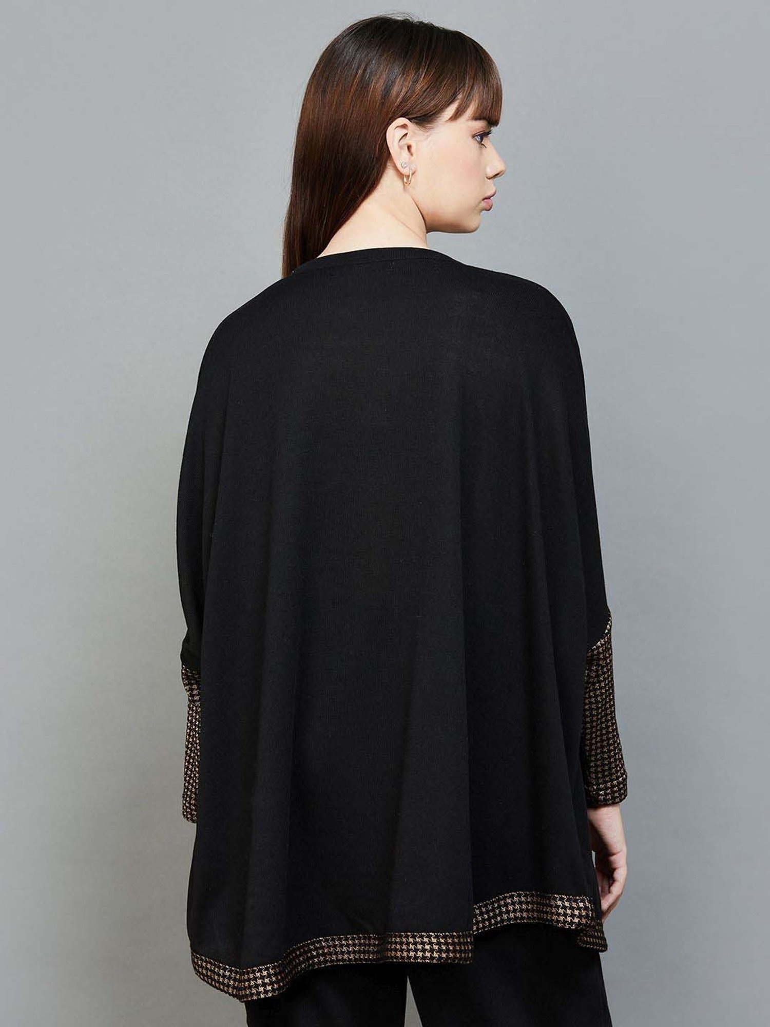 Colour Me by Melange Black Regular Fit Cape