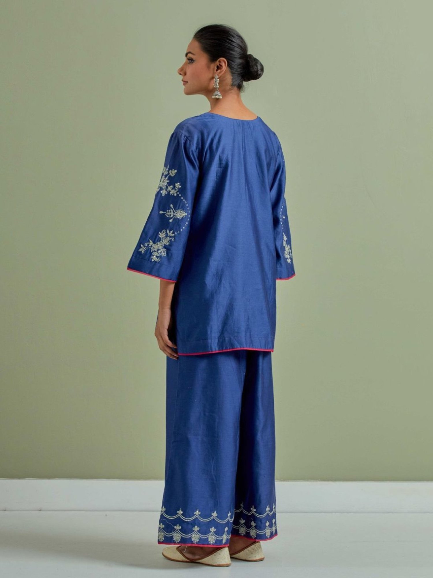 Priya Chaudhary Blue Qainat Embroidered Chanderi Silk Kurta