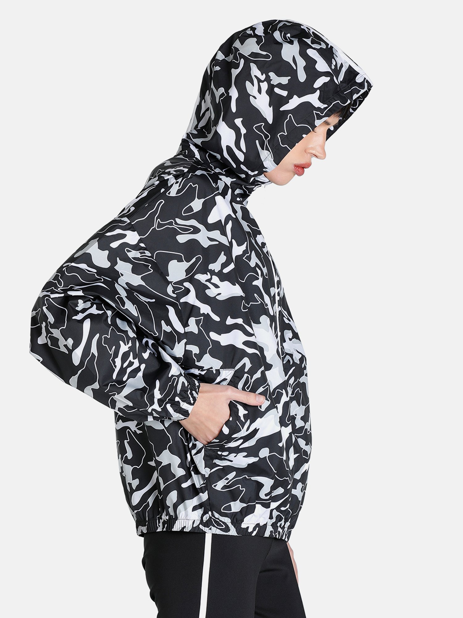 Puma Black & White Printed Jacket