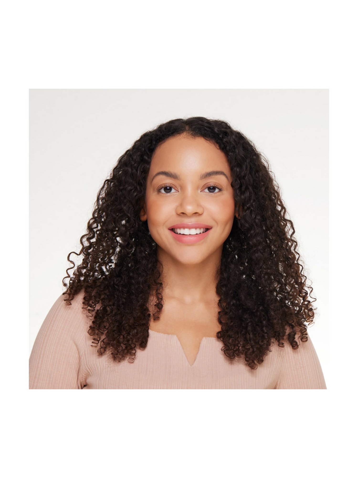 Essence Hydra Matte Lipstick 403 Peach It - 3.5 gm