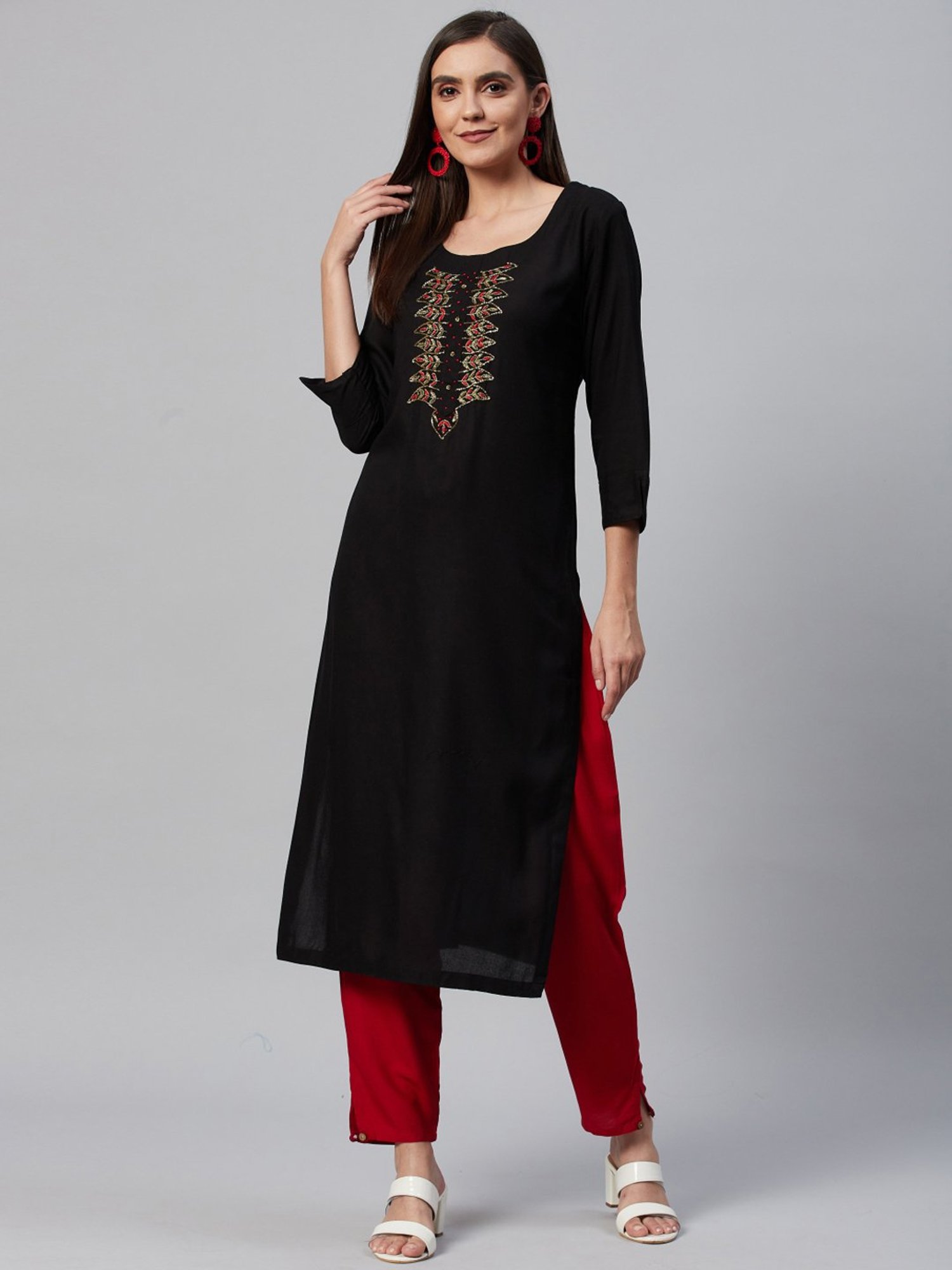 HIGHLIGHT FASHION EXPORT Black Embellished Straight Kurta