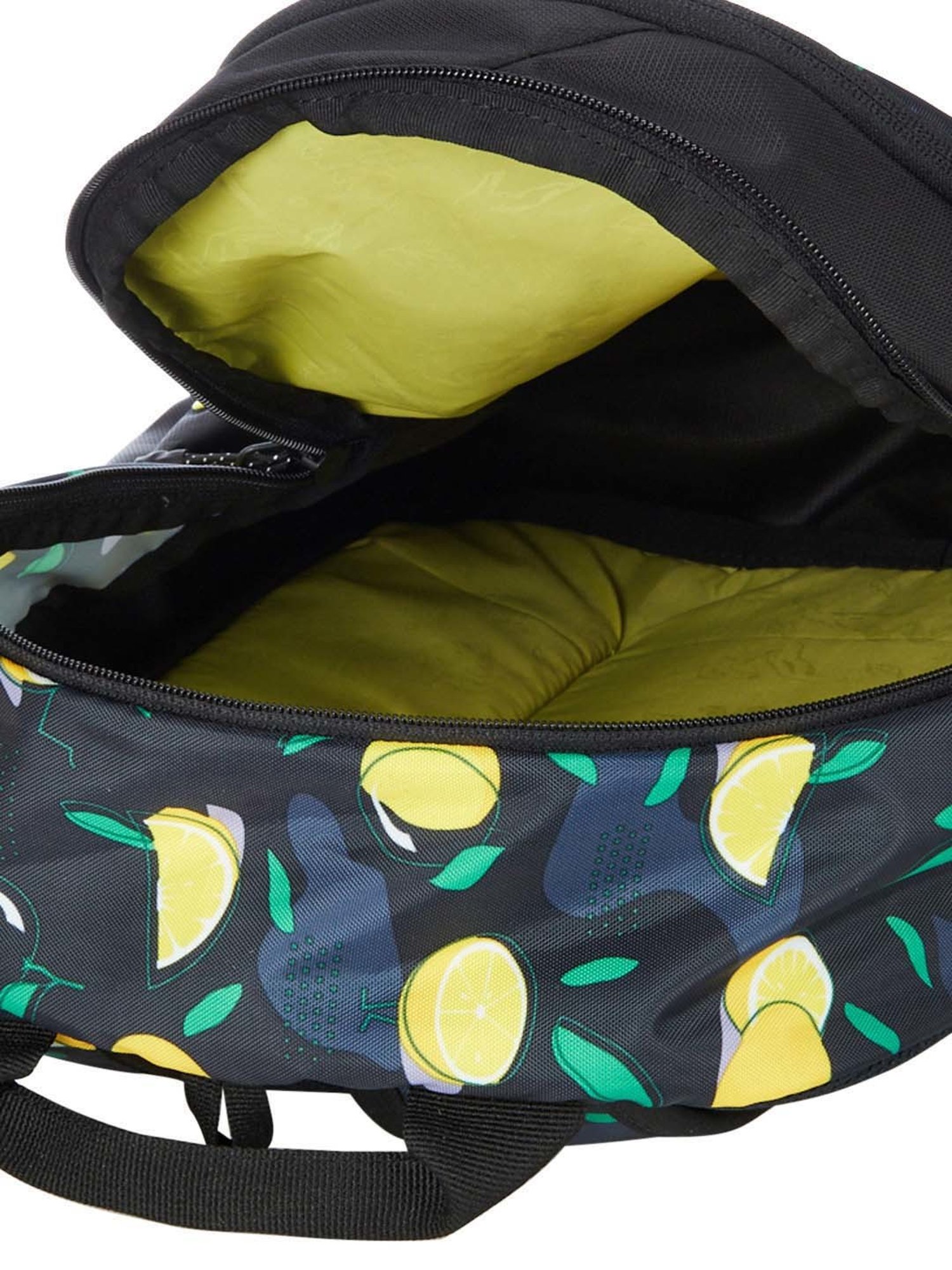 Wiki 21.5 Ltrs Black Medium Backpack