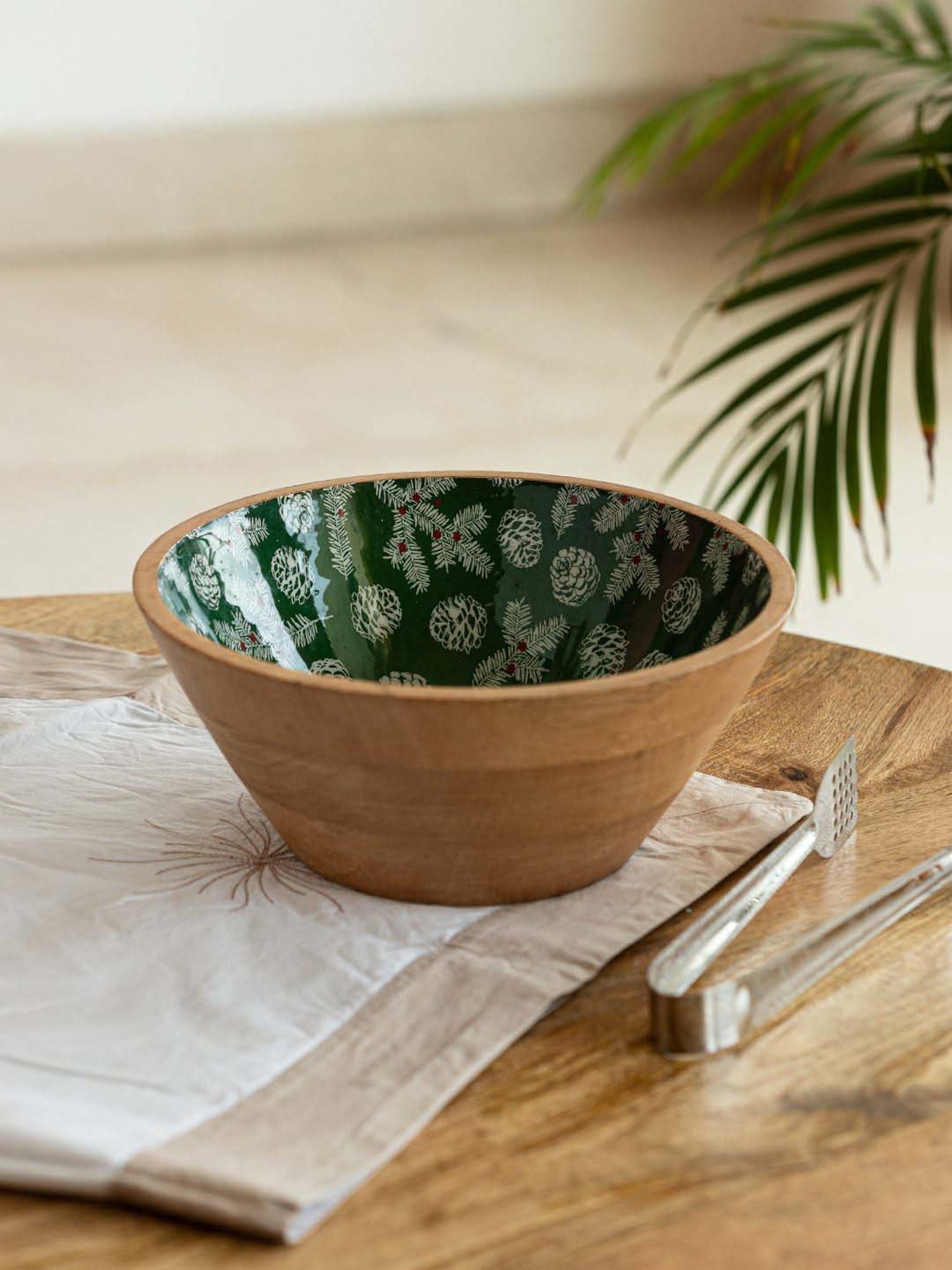 Tabletop 6.5" Bunny Candy Box Spring Flowers Rabbit Cosmos Gifts Corp.  -  Serving Bowls