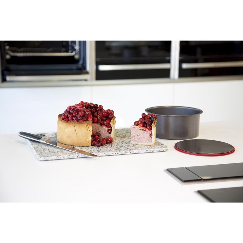 Fat Daddio's Anodized Aluminum Round Cheesecake Pan w/ Removable Bottom, 9 x 3"