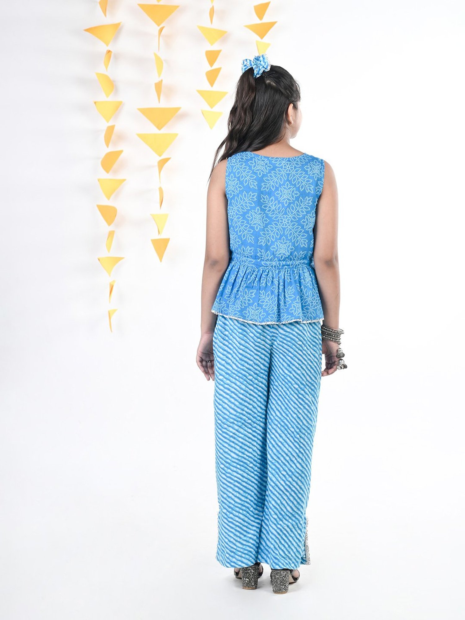 Budding Bees Kids Blue Printed Top, Pants with Scruchie