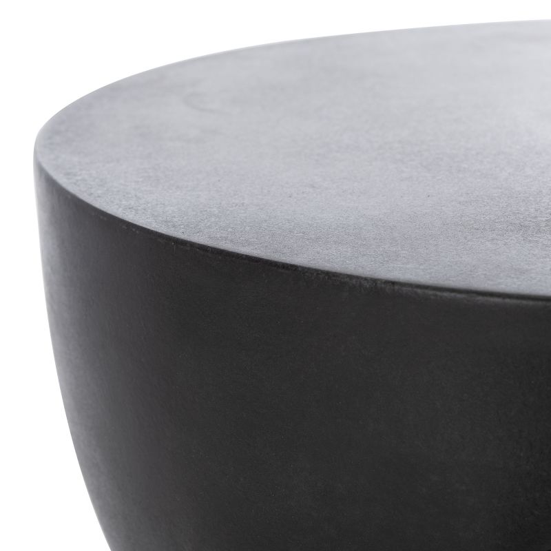 Haruki Indoor/Outdoor Modern Concrete Round Accent Table - Black - Safavieh