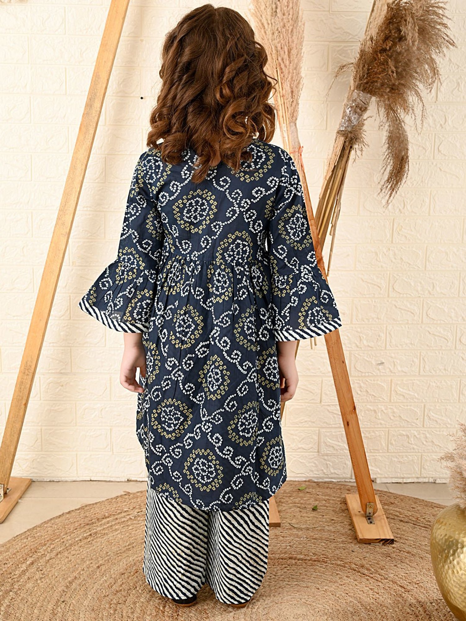 LilPicks Kids Navy & White Printed Kurta with Plazzos