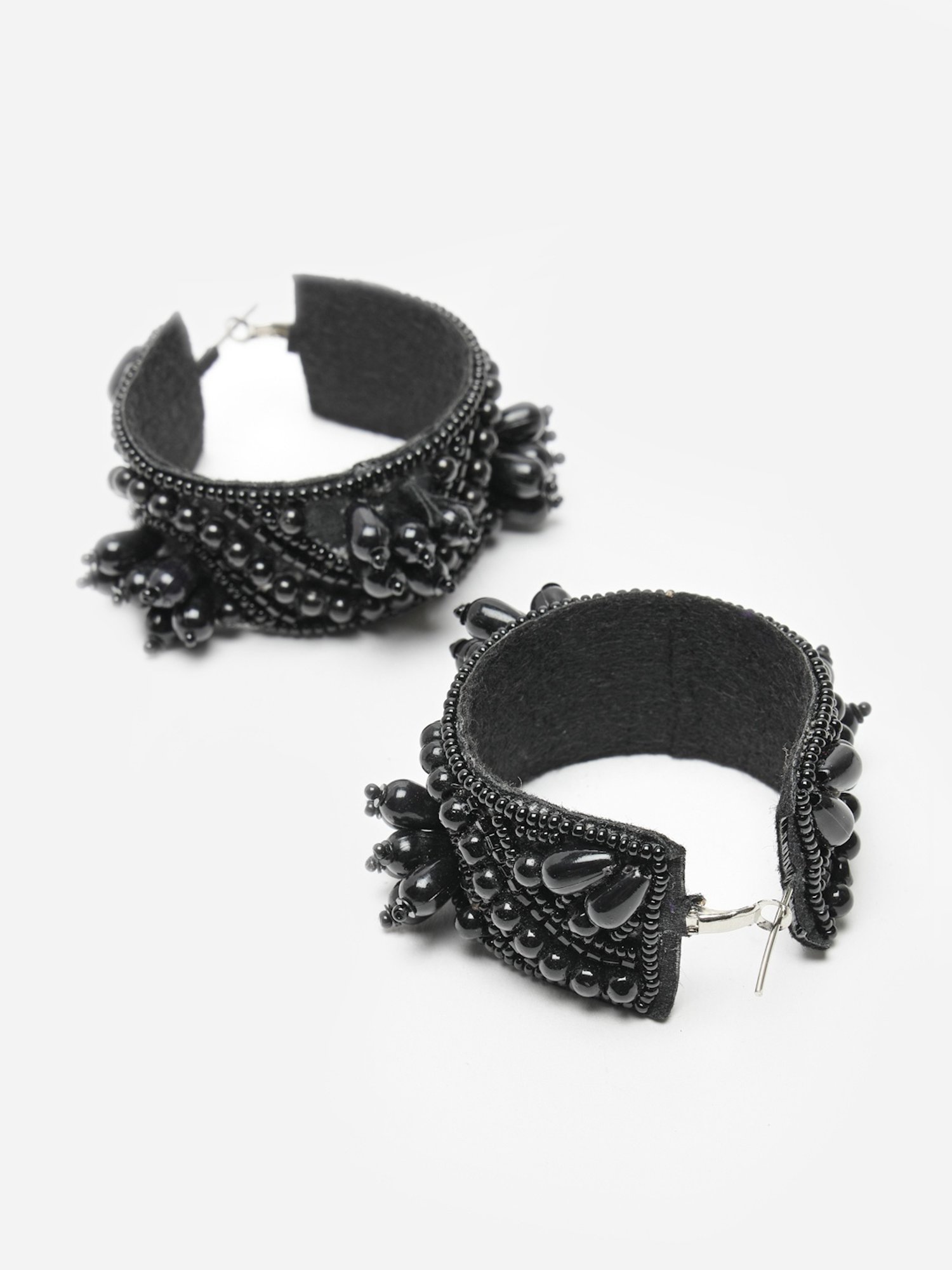 Moedbuille Black Beads and Pearls Contemporary Tassel Silver Plated Handcrafted Earrings