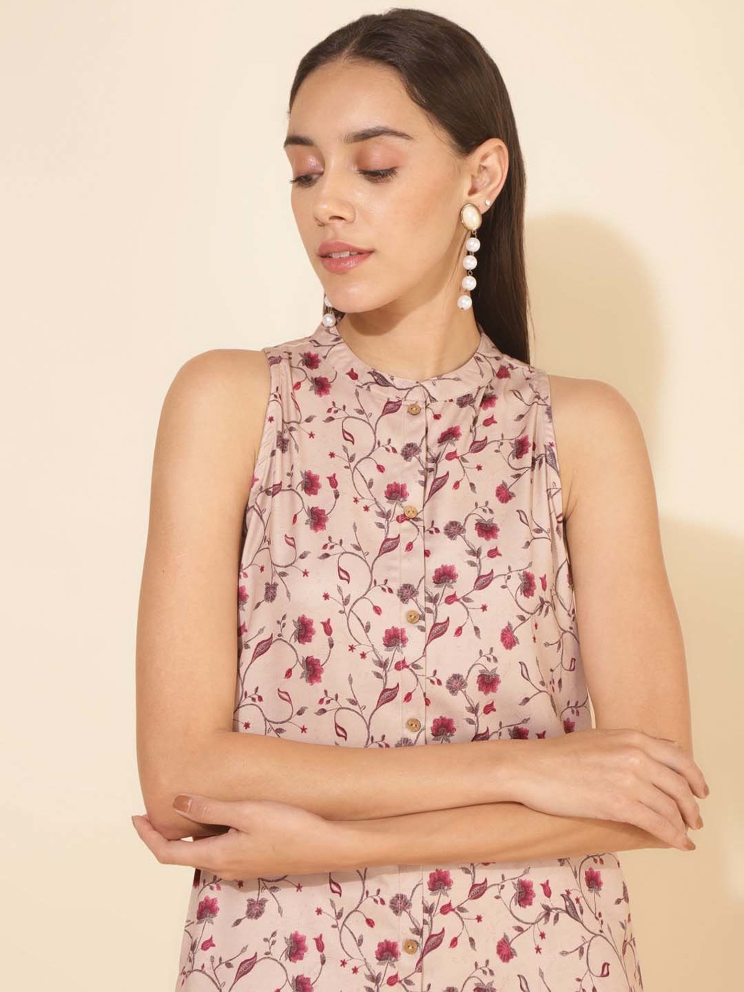 Janasya Beige Moss Floral Print Kurta Pant Set