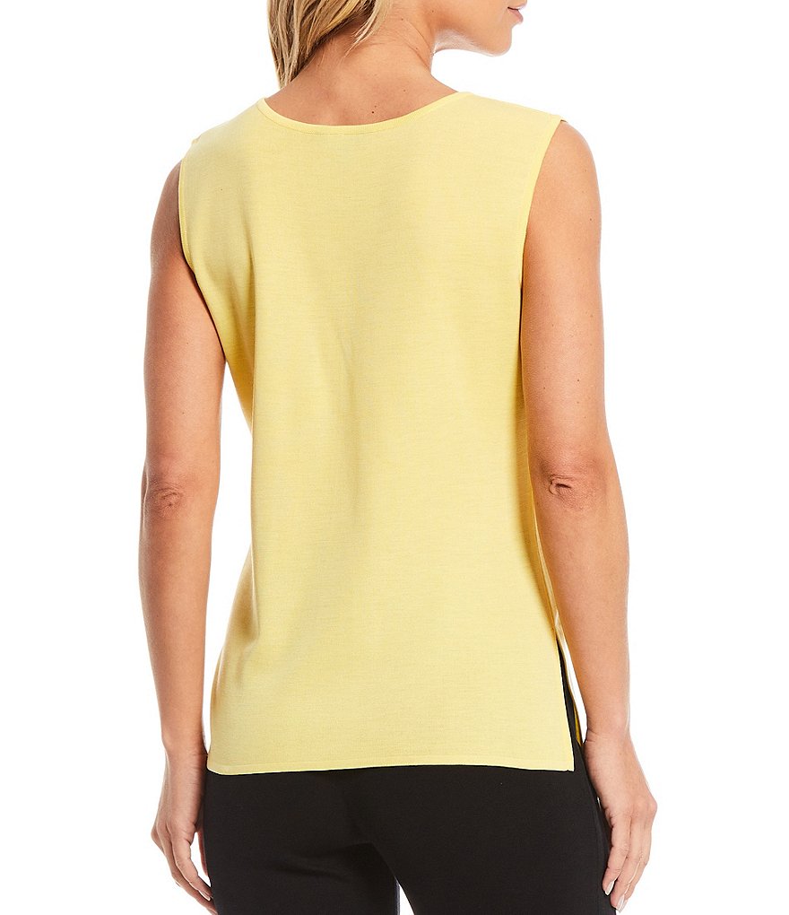Misook Sleeveless Crew Neck Tank