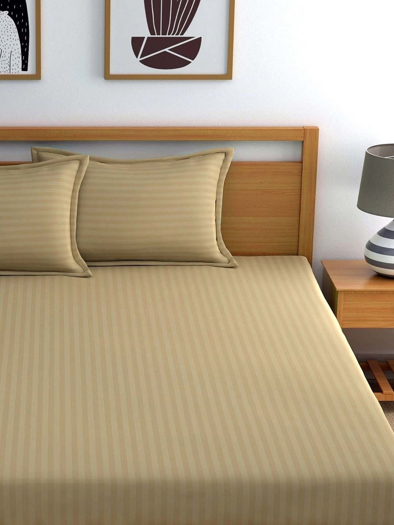 Dreamscape Khaki Cotton 220 TC King Bedsheet with 2 Pillow Covers