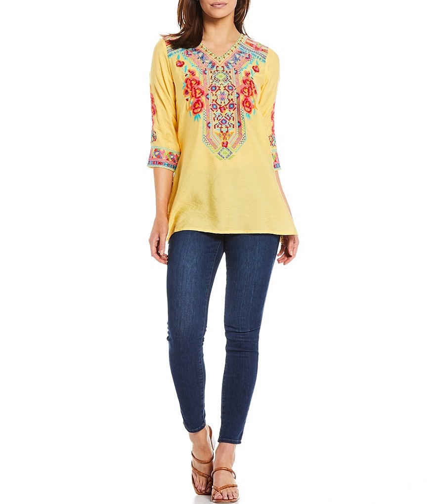Calessa 3/4 Sleeve V-Neck Rose Embroidery Tunic