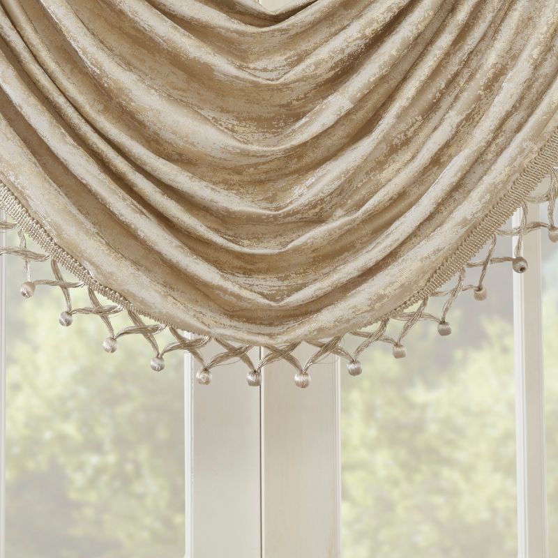 C&F Home Ainsley Valance