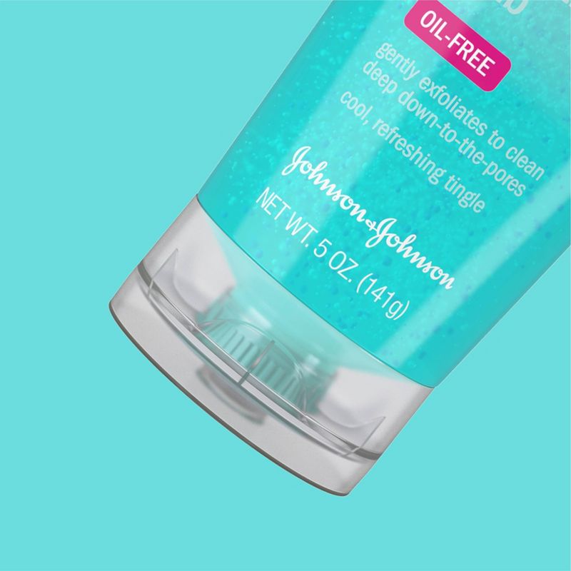 Clean & Clear Oil-Free Deep Action Exfoliating Facial Scrub - 5oz