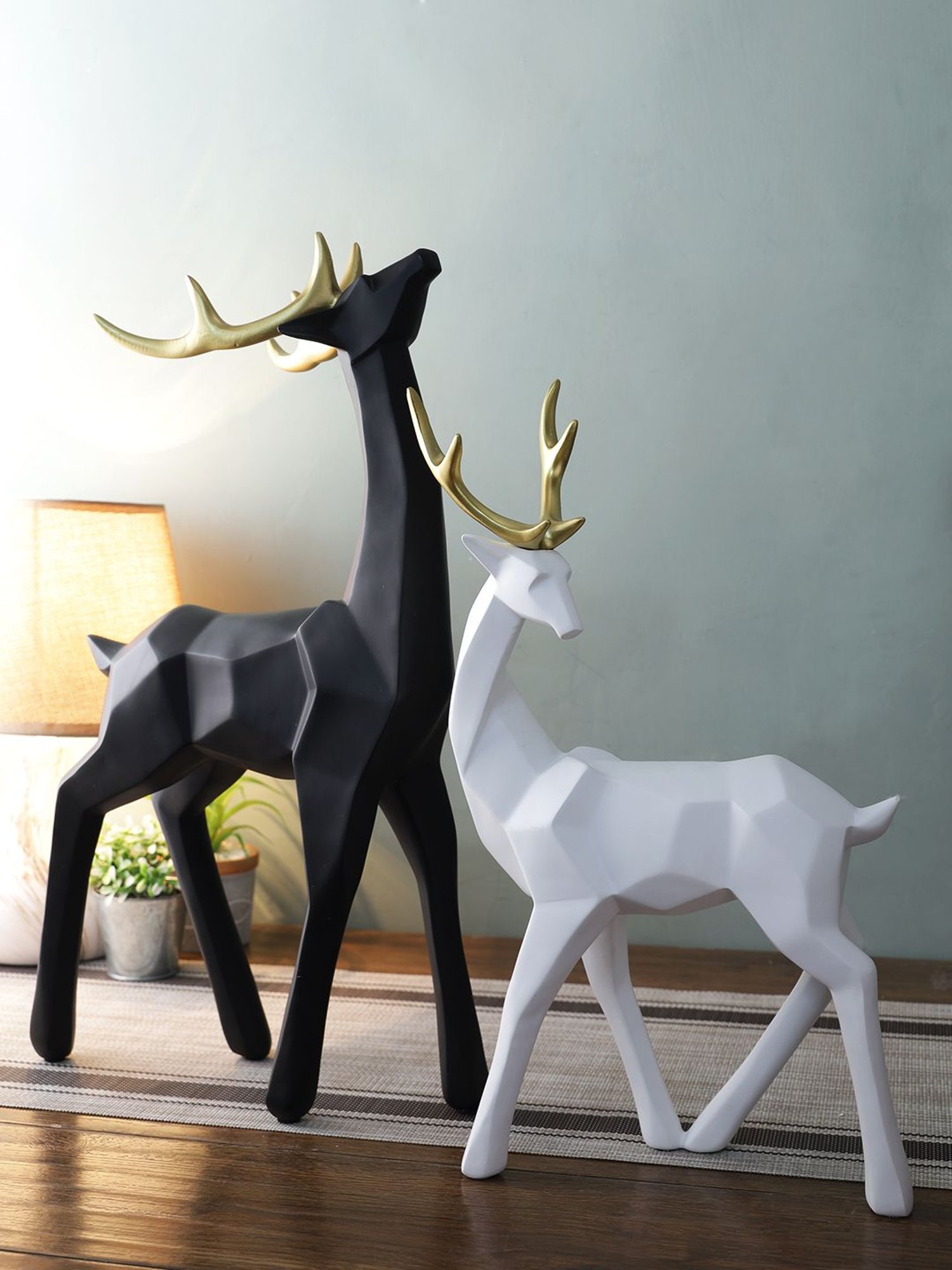 Tayhaa Black & White Black & White Reindeers Figurine