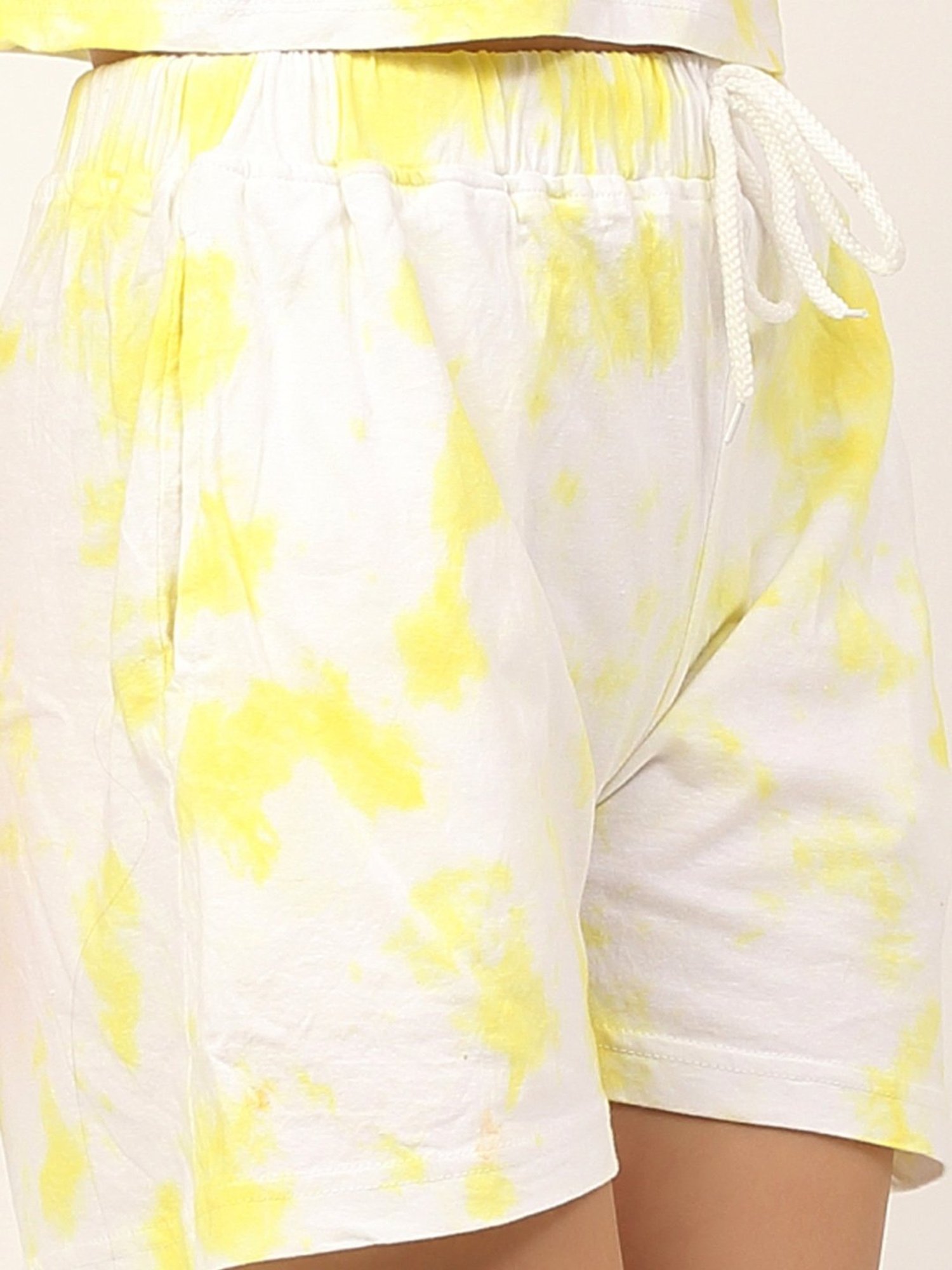 Rigo Yellow Printed Shorts