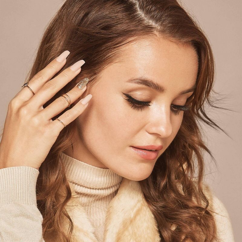 Kiss Gel False Nails - Background - 24ct