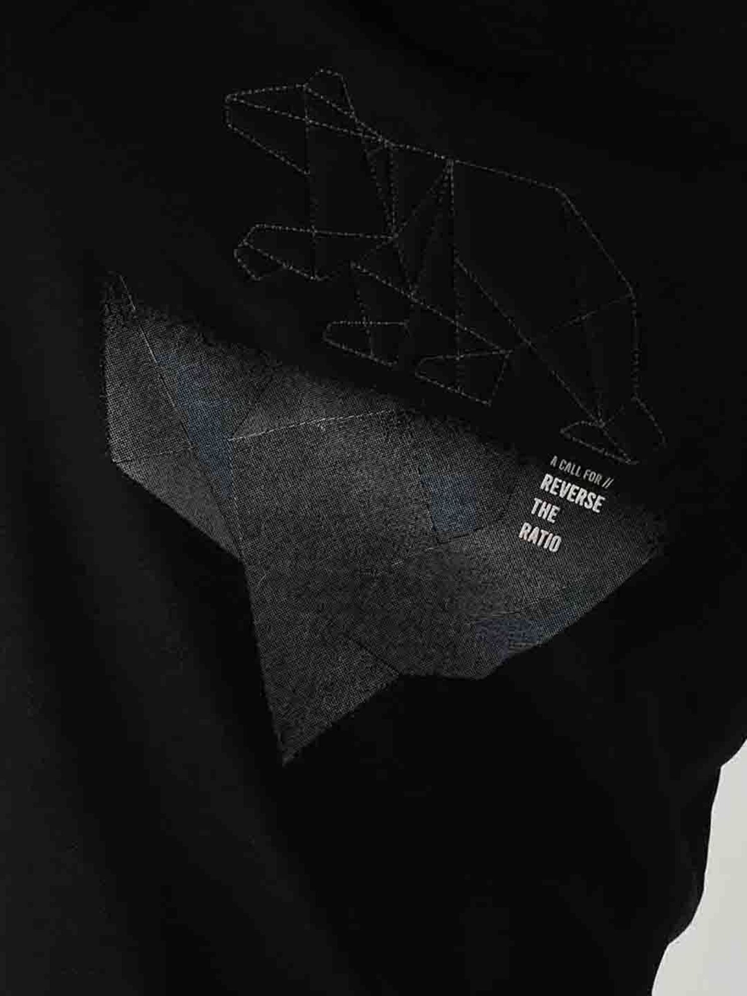 Wildcraft Black Regular Fit Printed Sweatshirt