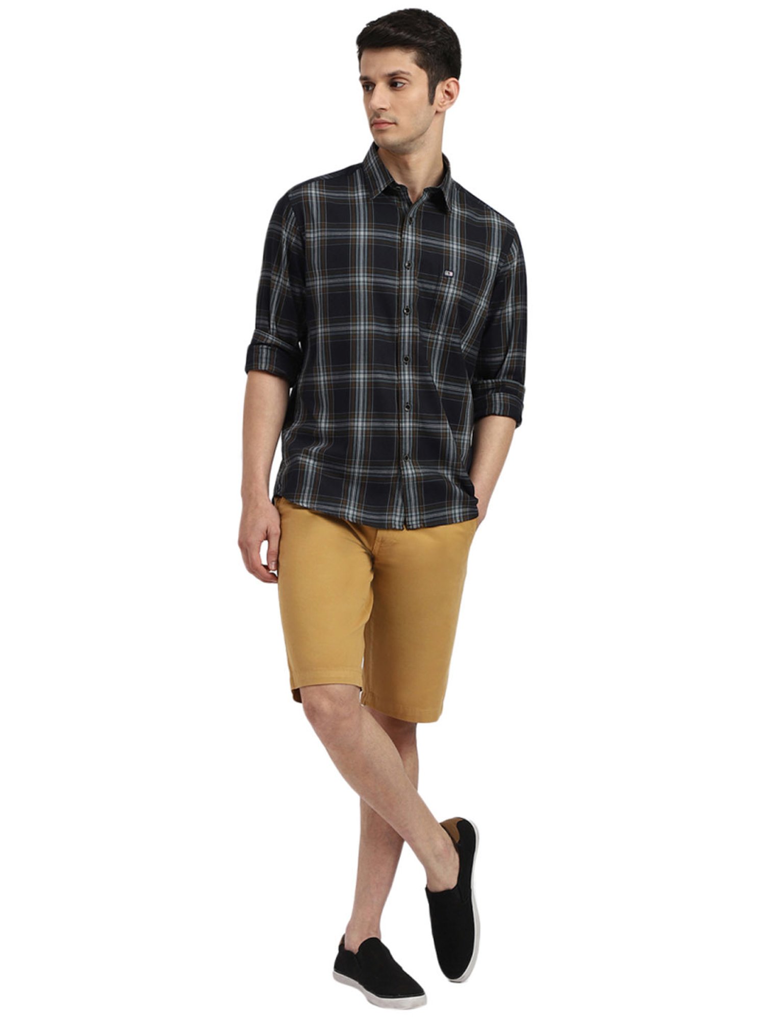 Arrow Black Cotton Slim Fit Checks Shirt