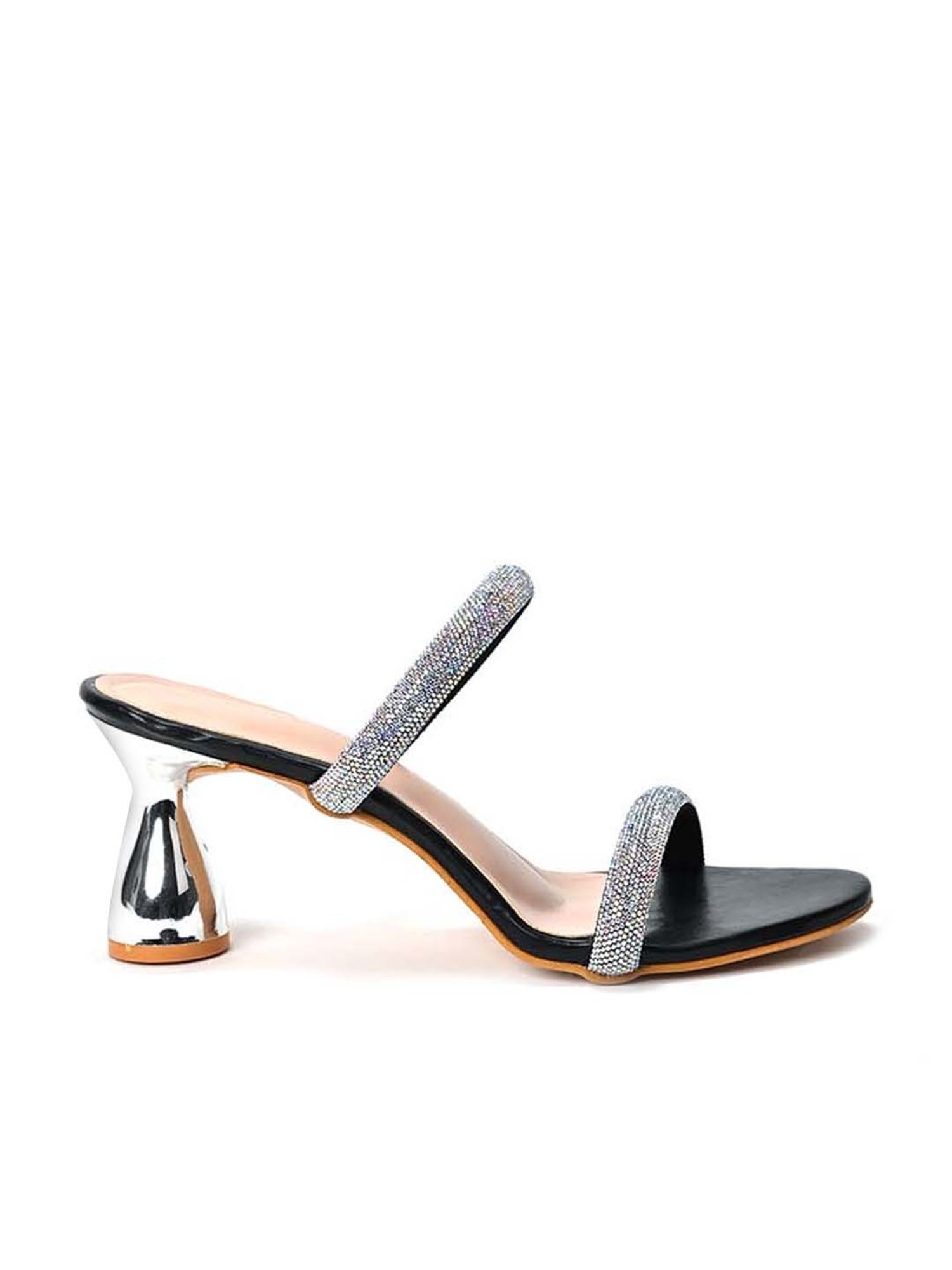 Scentra Women's Black Casual Sandals