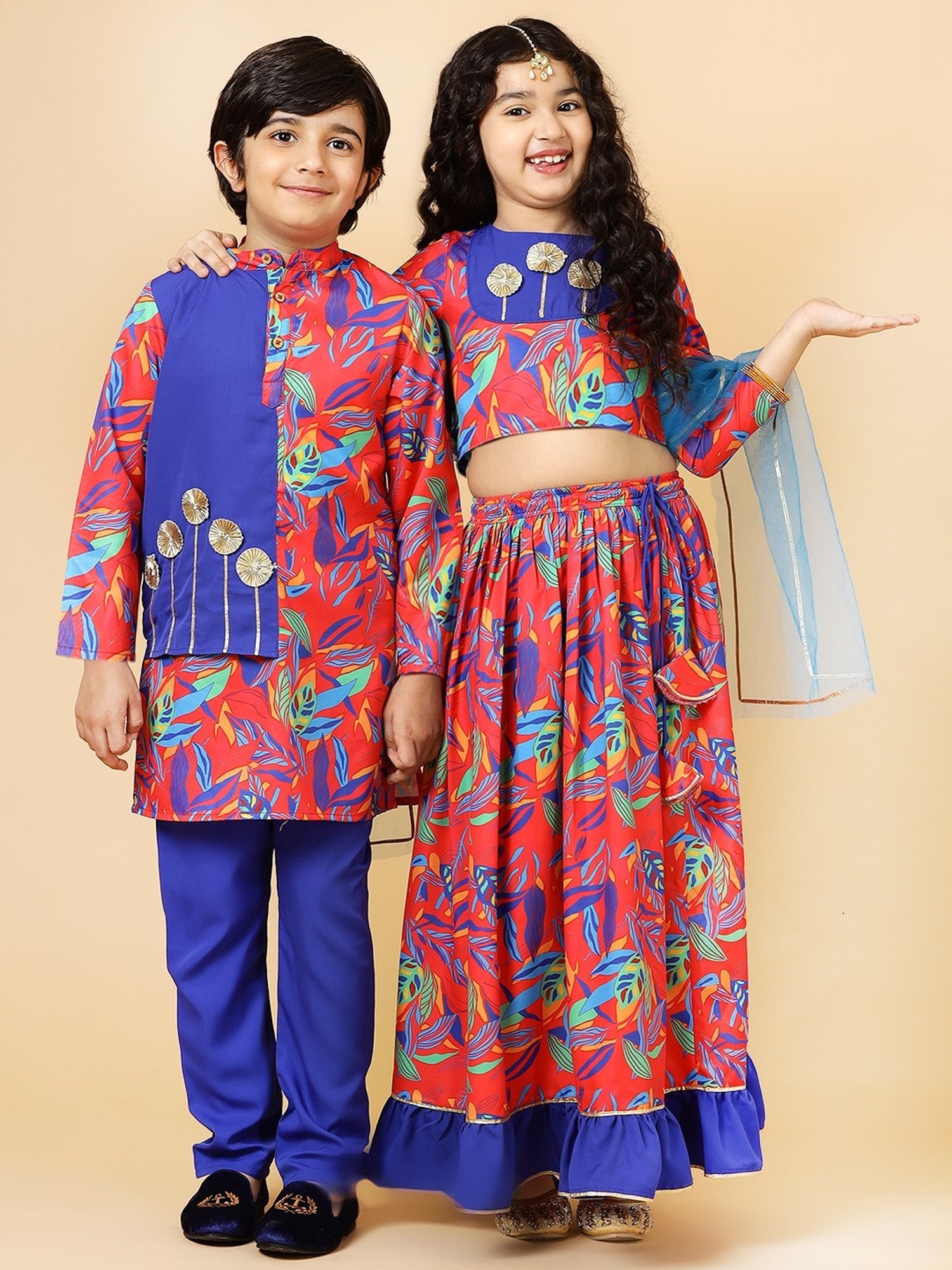 A.T.U.N. Kids Red and Blue Printed Kurta Set