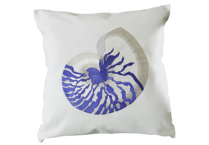 Outdoor Pillows L1298 White 18" x 18"