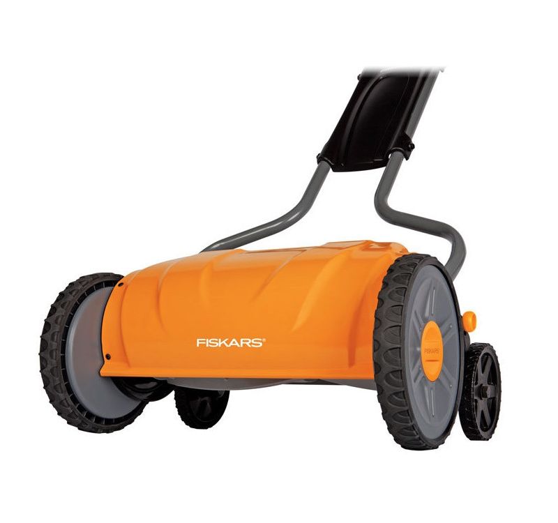Fiskars 6208 17 in. StaySharp Push Reel Mower