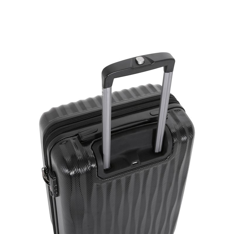 SWISSGEAR 20" Energie USB Port PolyCarb Hardside Carry On Spinner Suitcase - Black
