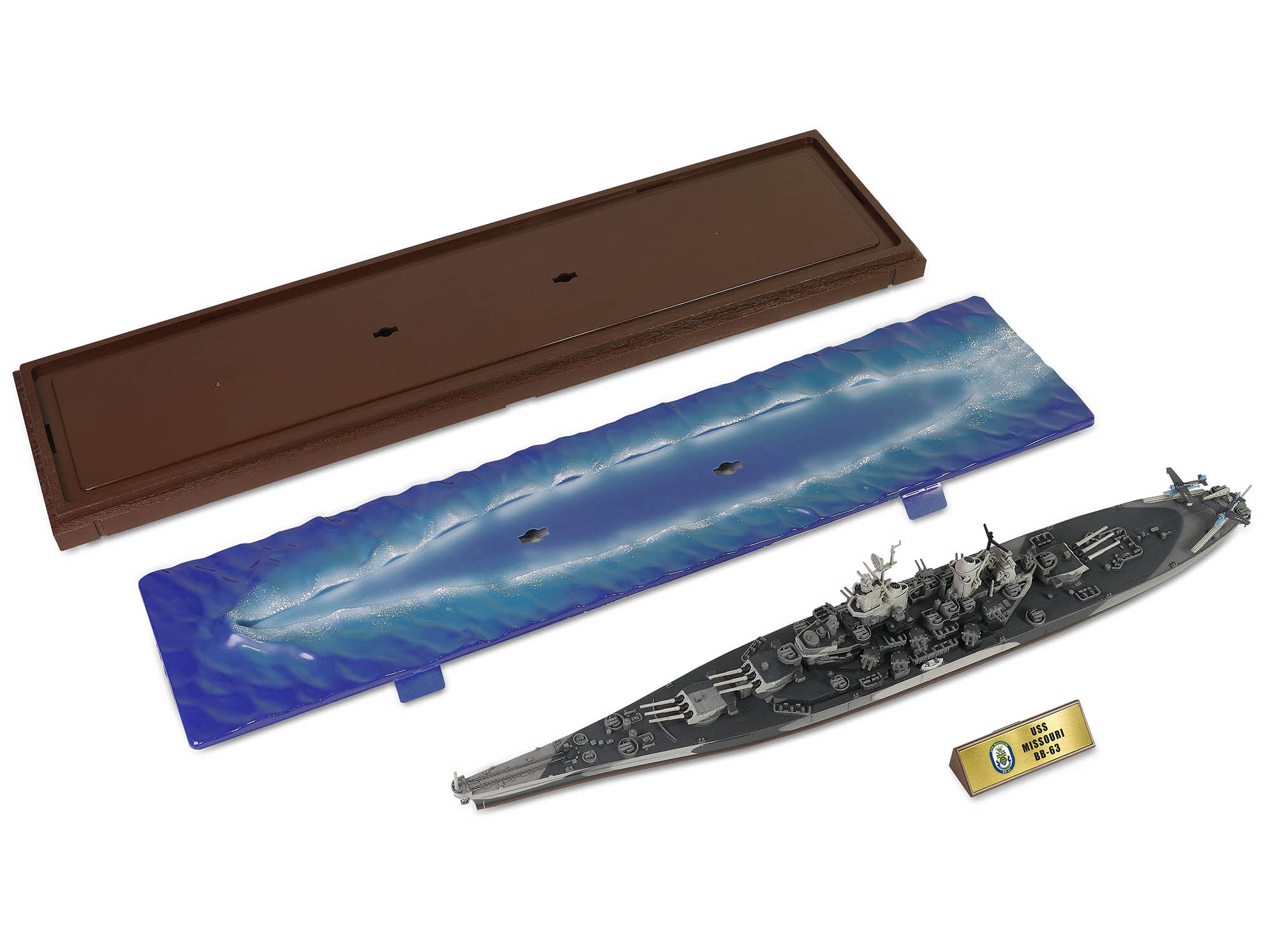 USS Missouri (BB-63) Iowa-class Battleship "Battle of Okinawa" (1945) United States Navy (Waterline Edition) "Battleship" Series 1/700 Diecast Model by Forces of Valor